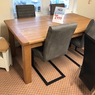 Clumber Large Extending Table & 4 Dining chairs