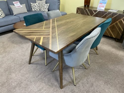 ST LUCIA DINING TABLE & 4 AMY CHAIRS