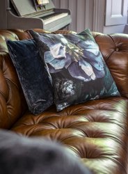 Buckingham 4 Seater