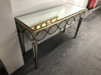 MIRRORED CONSOLE TABLE
