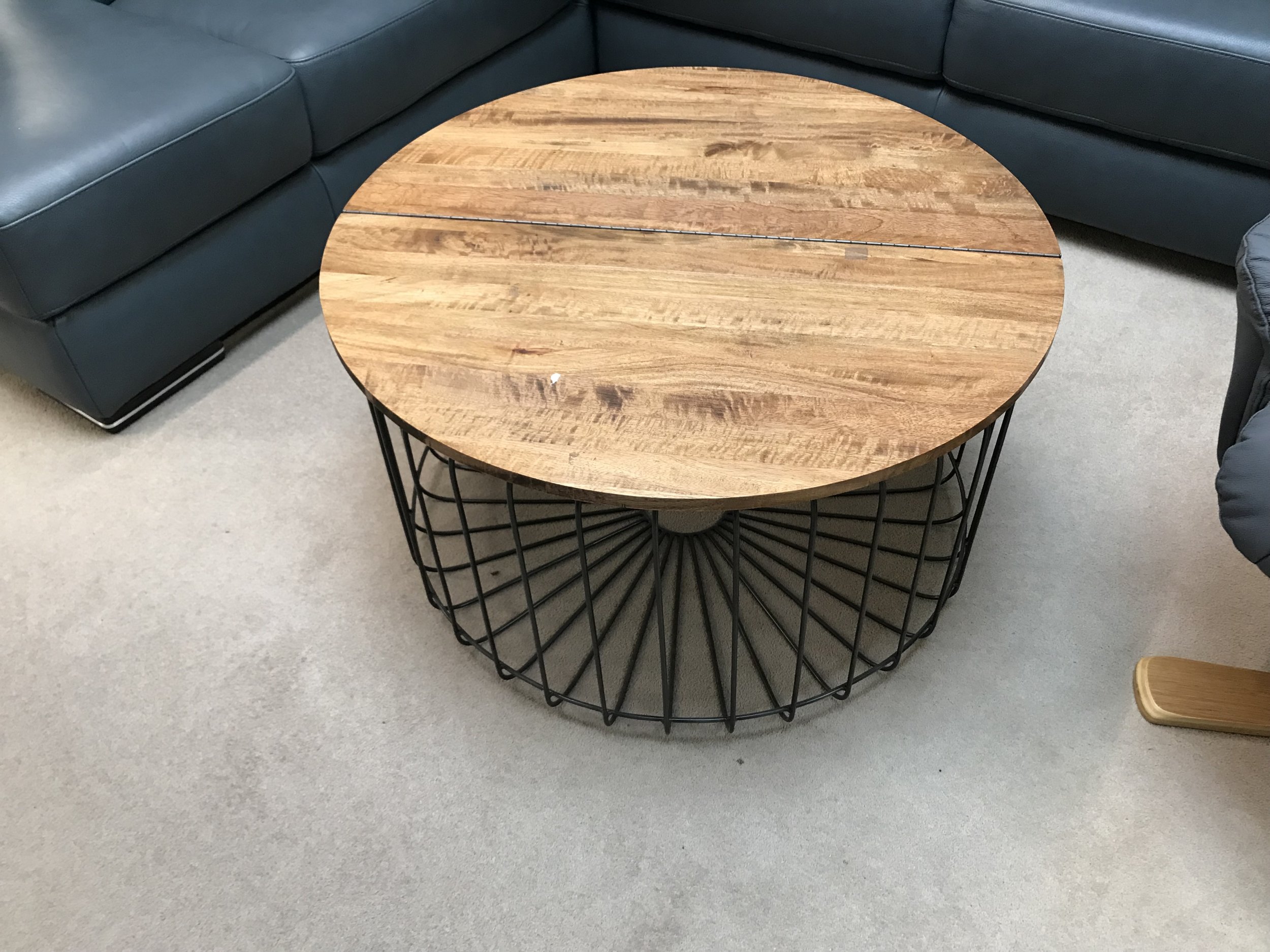 Wire coffee table with wood top discount