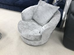 Montpellier Mini Swivel Chair