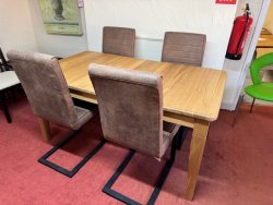 Clemence Richards Moreno R583E Dining Table (+2 x 500 leaf) & 4 Dining Chairs