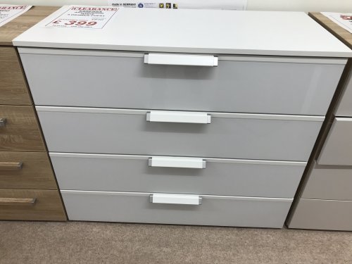 Essensa 4 Drawer Chest