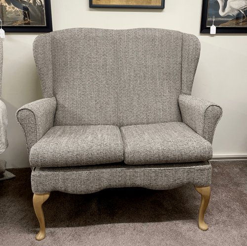 Shackletons Edinburgh 2 str Wing Back Sofa