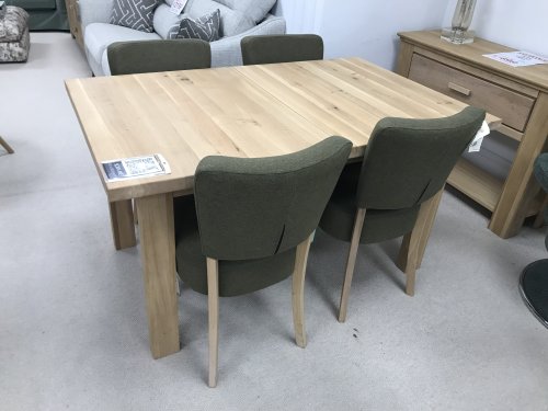 Schio 140 -180cm Extending Dining table & 4 Nico Dining Chair