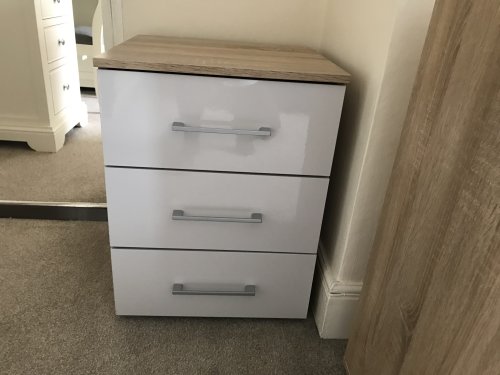Morella Bedside Chest